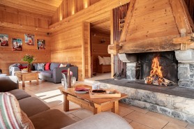 Chalet Marjorie, Les Gets - Lounge and fire