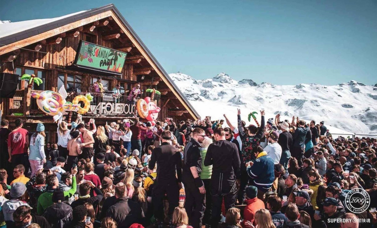 Apres Ski In Les Menuires Best Bars Nightlife SkiWeekends
