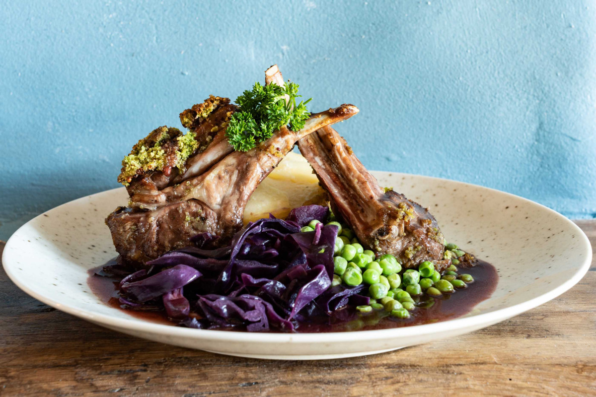 Example Chalet Dinner - Lamb Example Chalet Dinner - Lamb