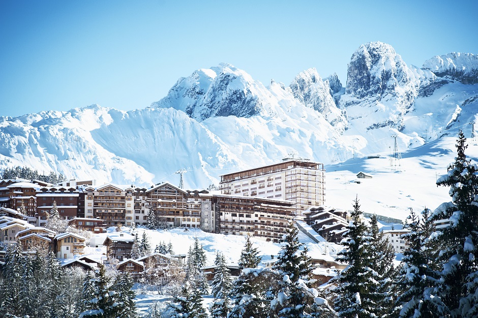 Courchevel 1850 Resort Guide Ski Weekends Courchevel 1850 Resort Guide Ski Weekends