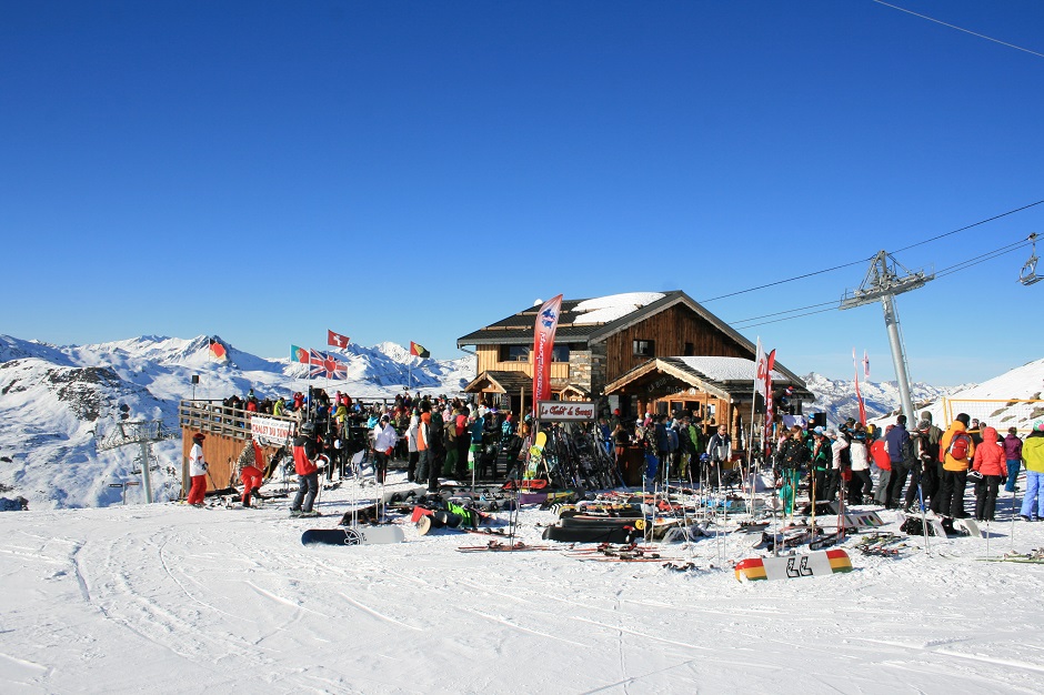 Terrace of apres-skiers 
