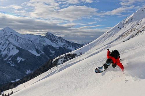 Snowboarder on the French slopes